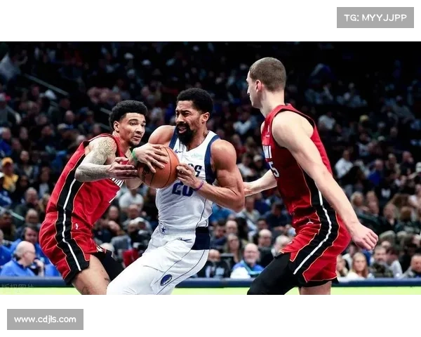 4月14日,NBA传来最新消息:快船128-125险胜勇士,锁定西部第五 4月14日,NBA传来最新消息:快船128-125险胜勇士,锁定西部第五